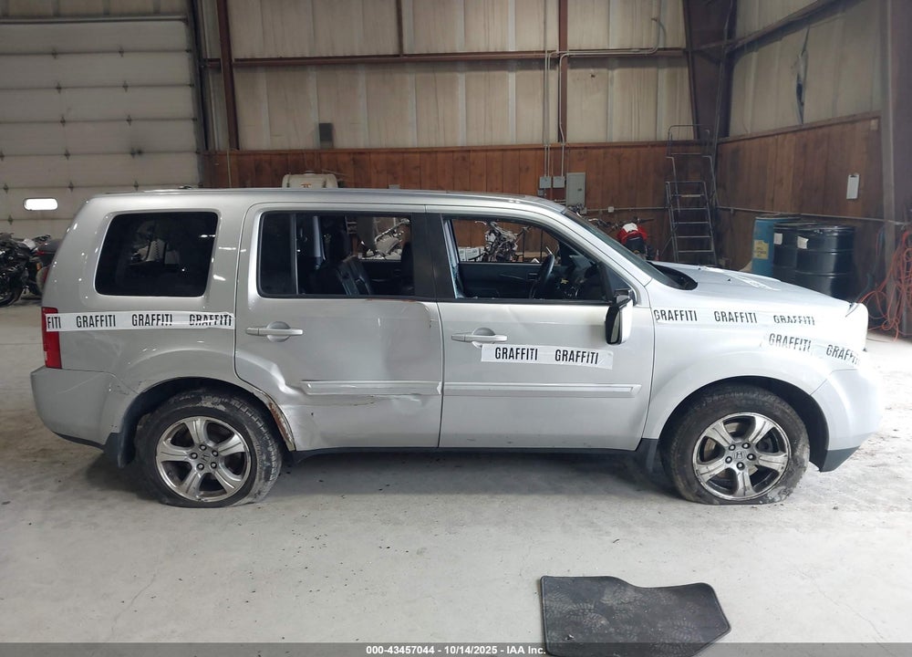 2013 HONDA PILOT VIN: 5FNYF4H56DB037229