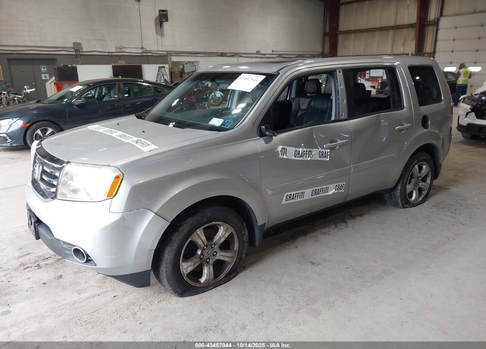 2013 HONDA PILOT VIN: 5FNYF4H56DB037229