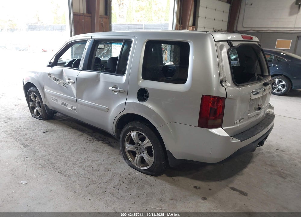 2013 HONDA PILOT VIN: 5FNYF4H56DB037229
