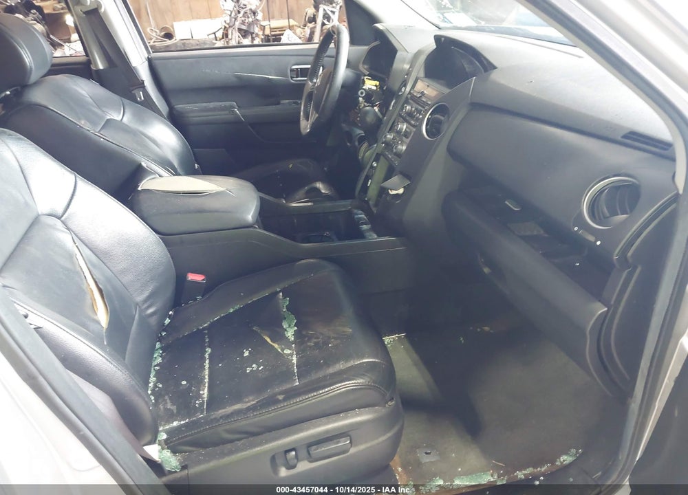 2013 HONDA PILOT VIN: 5FNYF4H56DB037229