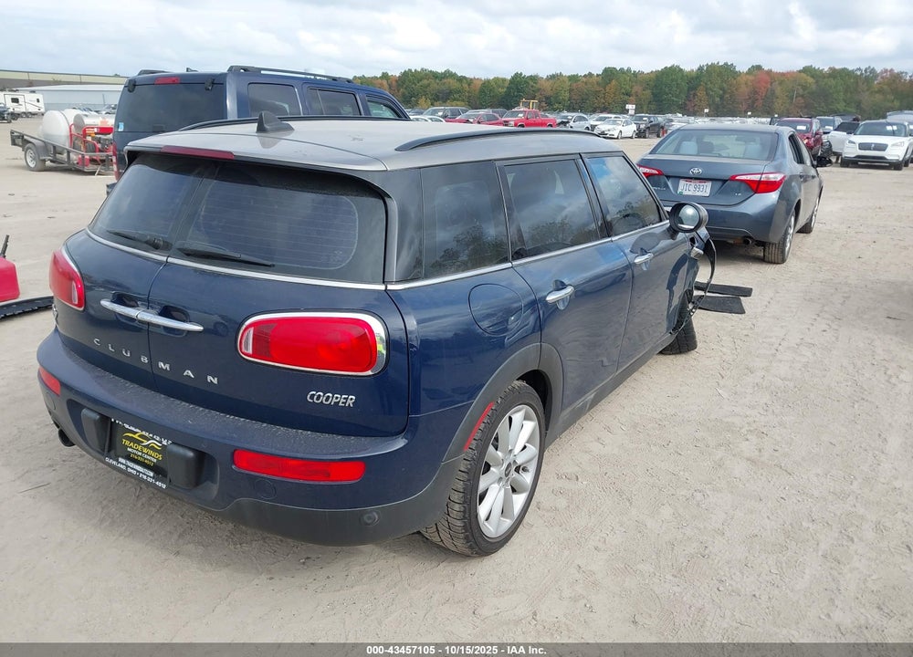2018 MINI CLUBMAN COOPER VIN: WMWLN5C5XJ2E34628