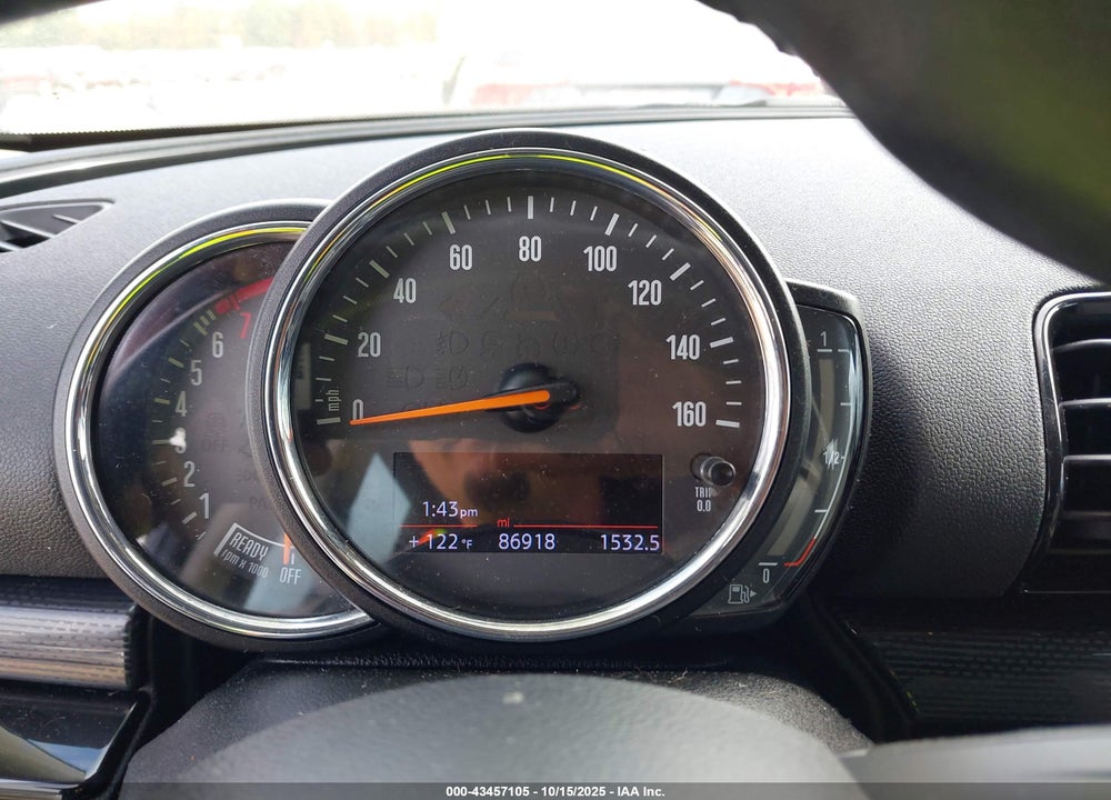 2018 MINI CLUBMAN COOPER VIN: WMWLN5C5XJ2E34628