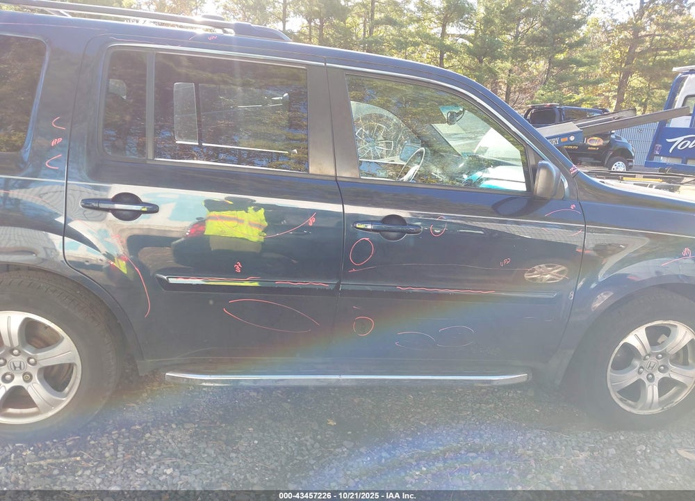 2012 HONDA PILOT VIN: 5FNYF4H66CB072957