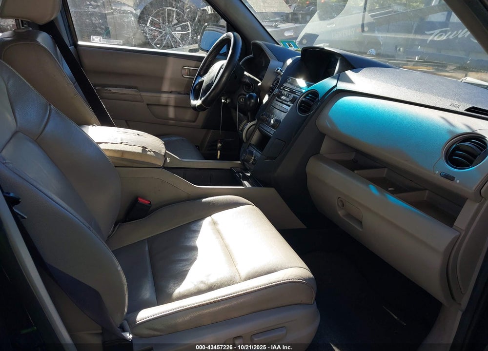 2012 HONDA PILOT VIN: 5FNYF4H66CB072957