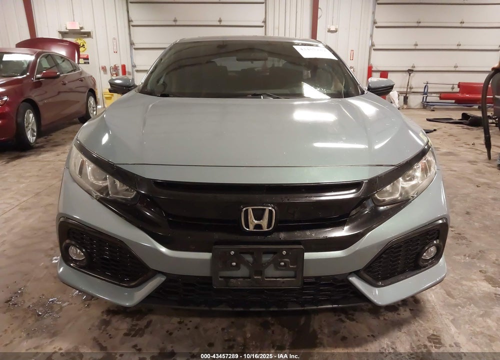 2018 HONDA CIVIC EX VIN: SHHFK7H51JU223064