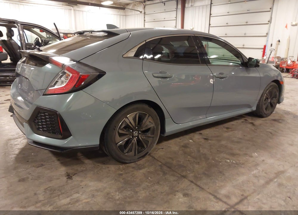 2018 HONDA CIVIC EX VIN: SHHFK7H51JU223064
