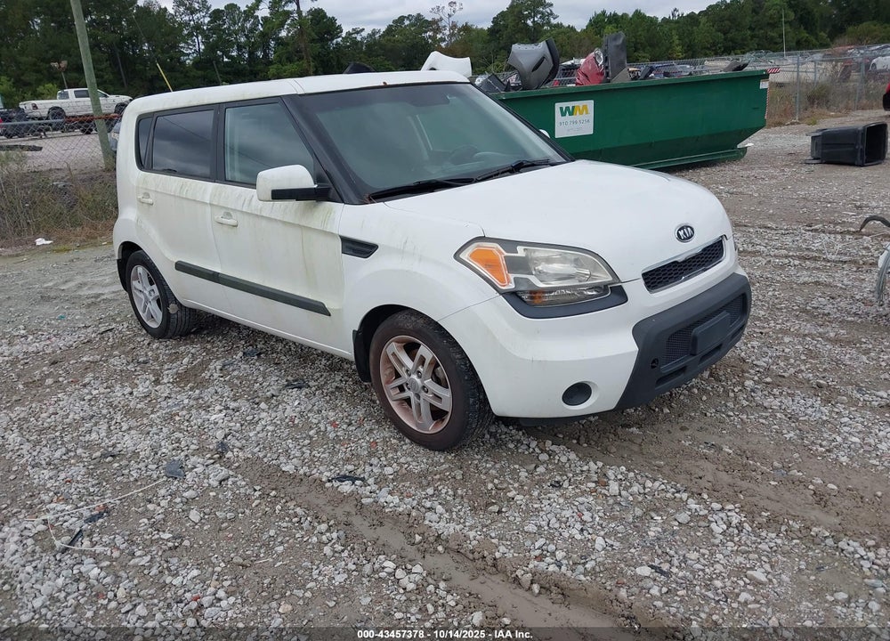 2011 KIA SOUL VIN: KNDJT2A22B7709949