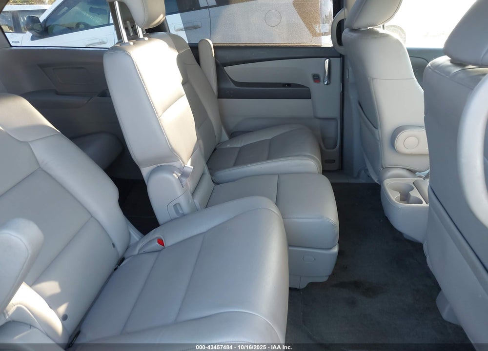 2016 HONDA ODYSSEY EX-L VIN: 5FNRL5H69GB035491