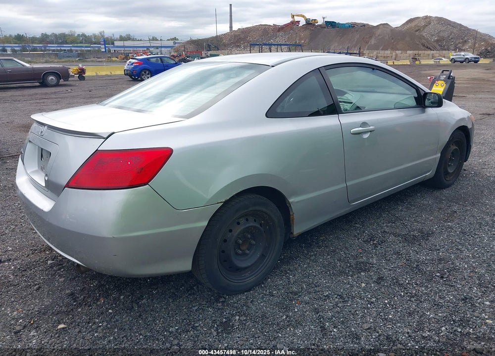 2008 HONDA CIVIC LX VIN: 2HGFG126X8H579410