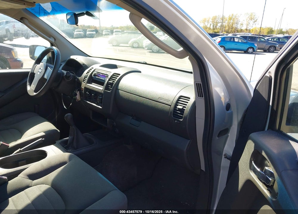 2005 NISSAN FRONTIER XE VIN: 1N6BD06T75C429721