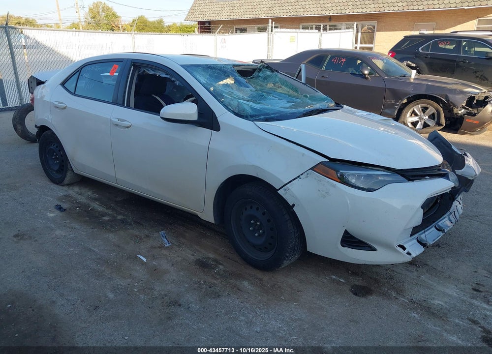 2017 TOYOTA COROLLA LE VIN: 5YFBURHEXHP702975
