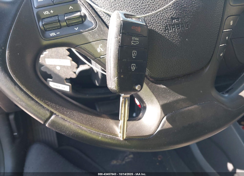 2016 KIA FORTE EX VIN: KNAFX5A82G5593104