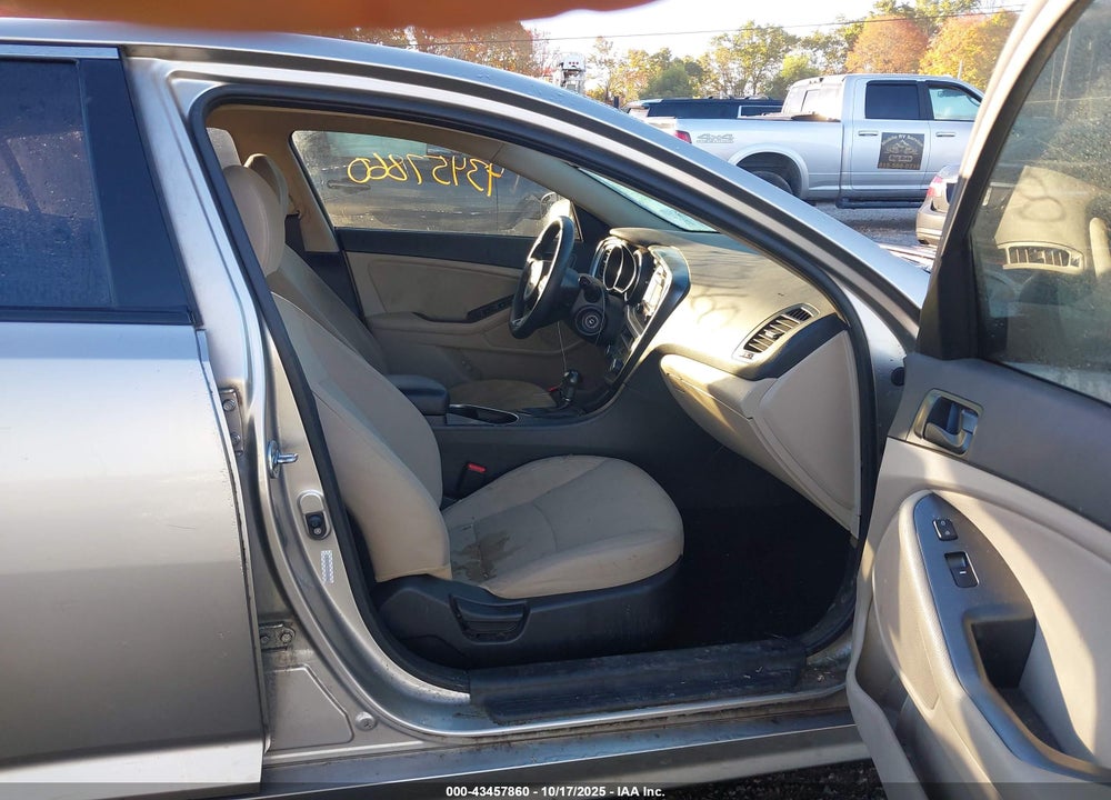 2015 KIA OPTIMA VIN: KNAGM4A71F5584066