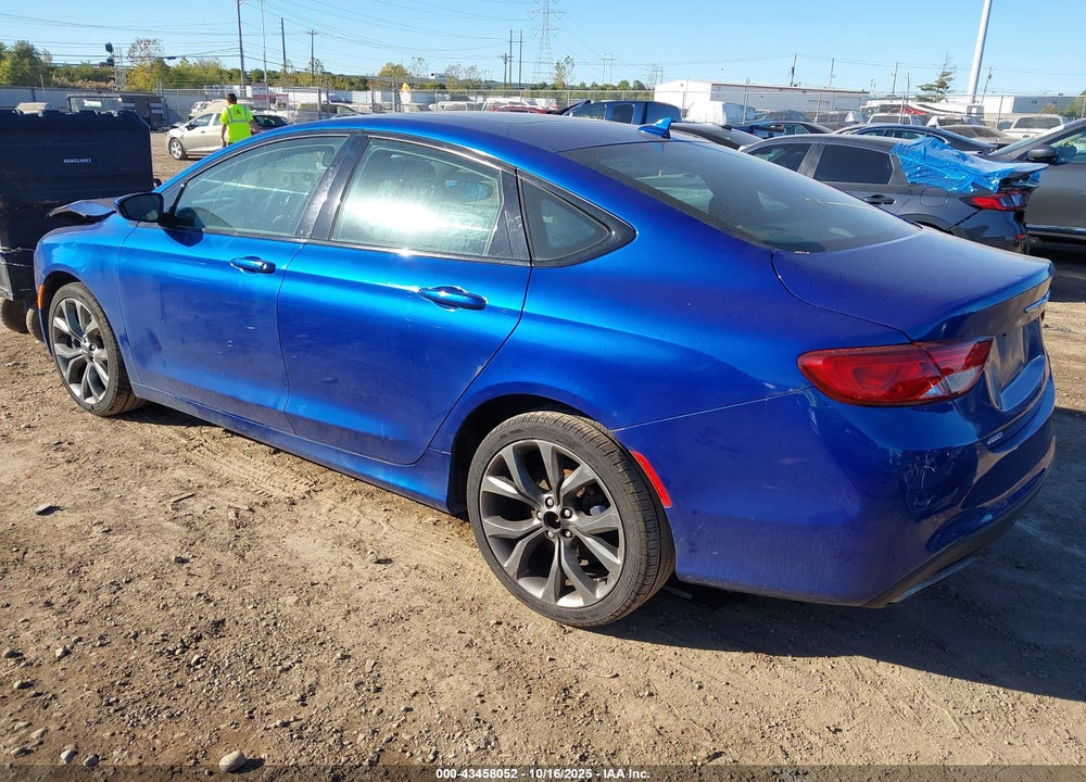2015 CHRYSLER 200 S VIN: 1C3CCCDG1FN632194