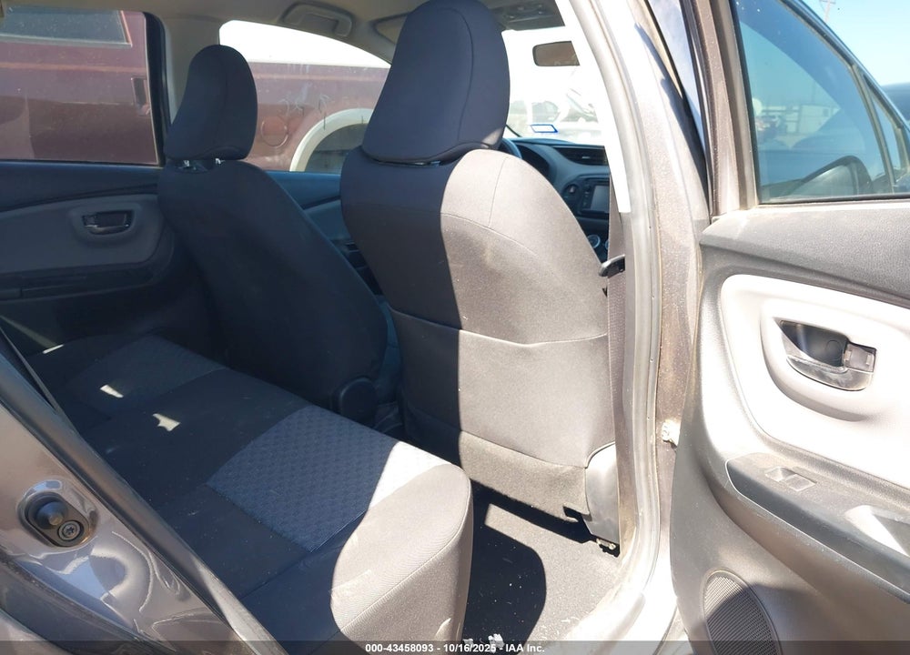 2015 TOYOTA YARIS VIN: VNKKTUD35FA021450