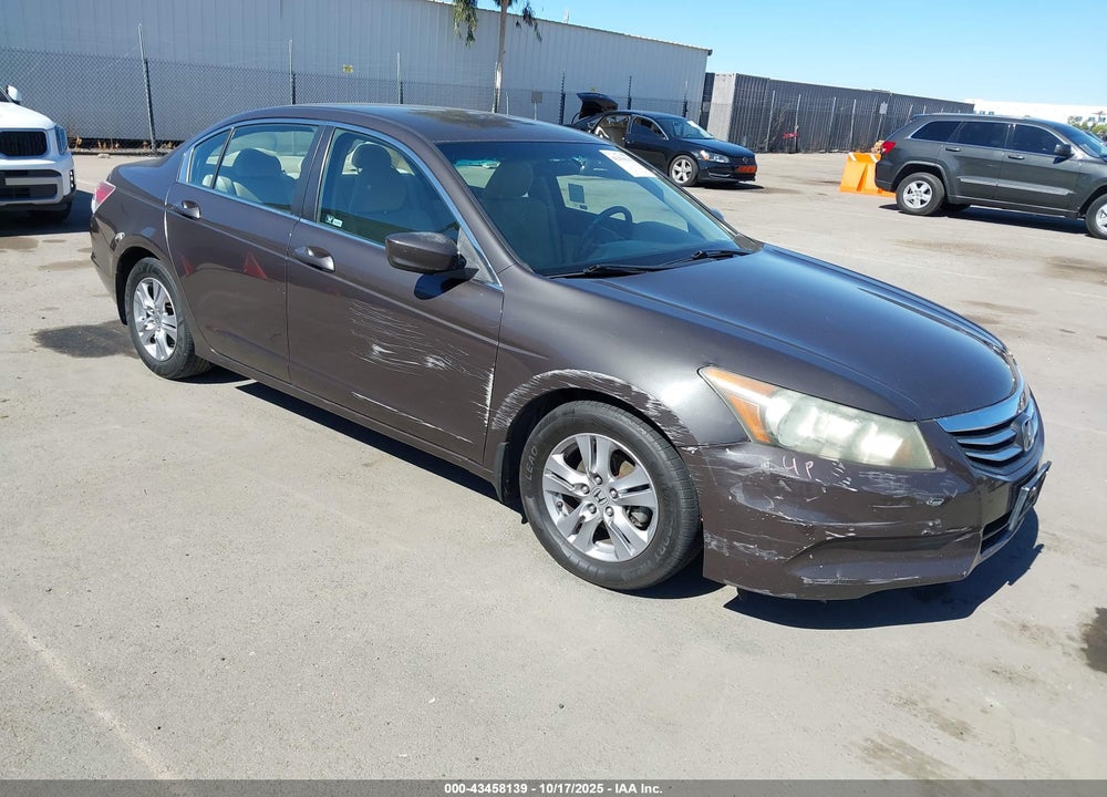 2011 HONDA ACCORD 2.4 LX-P VIN: 1HGCP2F47BA042324