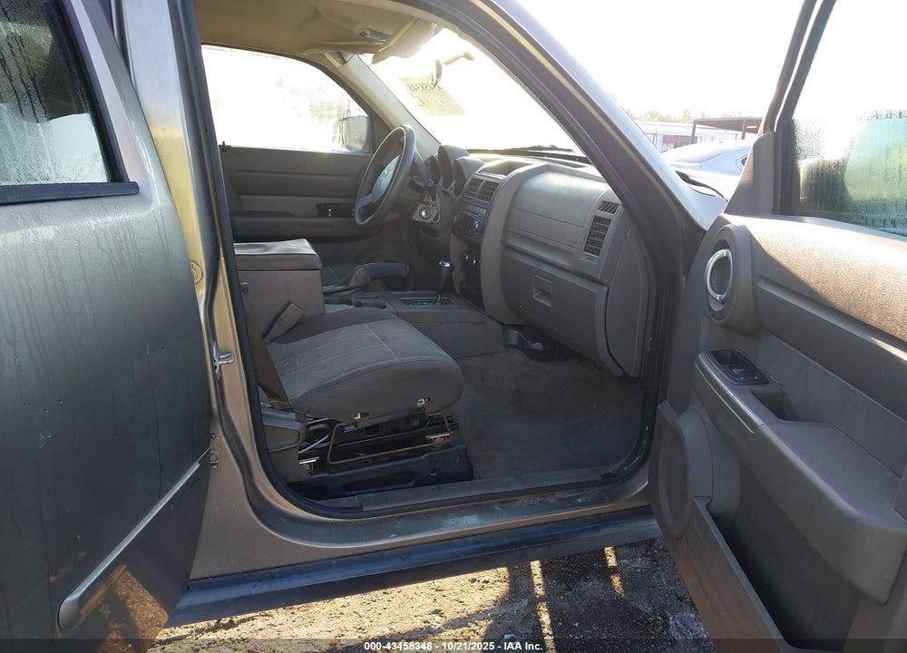 2007 DODGE NITRO SXT VIN: 1D8GT28KX7W736363