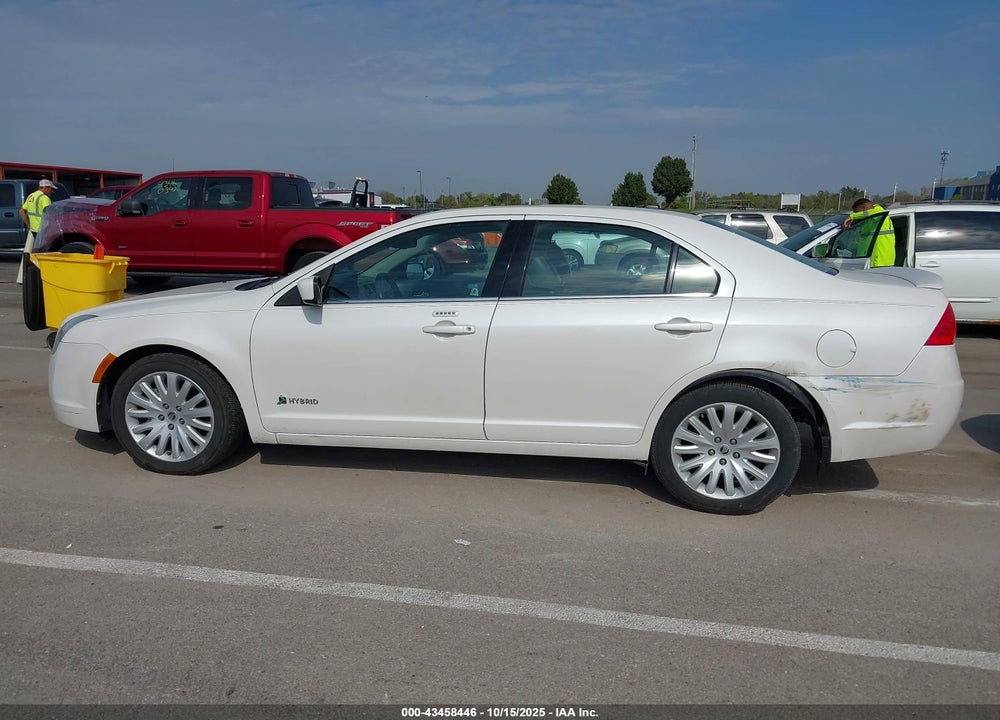 2010 MERCURY MILAN VIN: 3MEDM0L3XAR624531