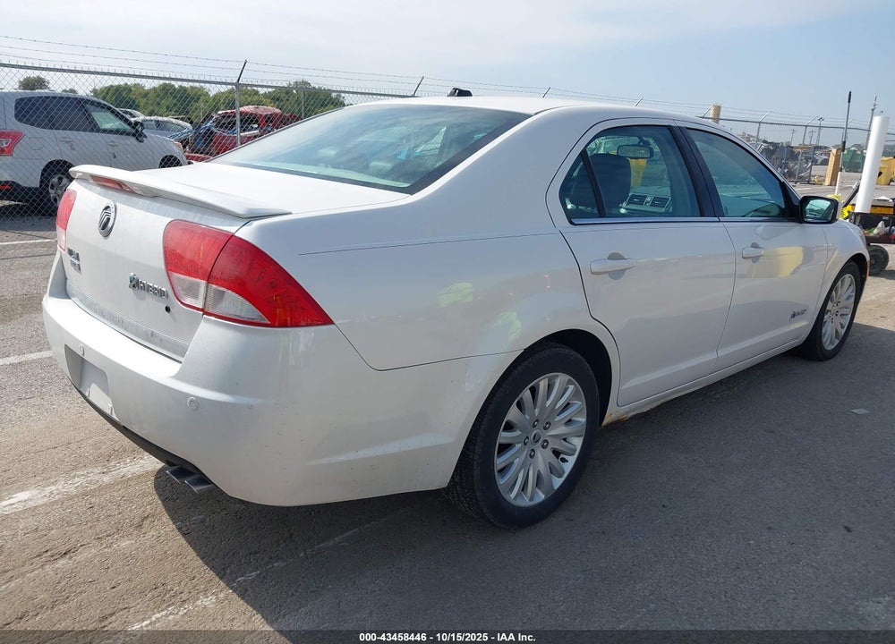 2010 MERCURY MILAN VIN: 3MEDM0L3XAR624531