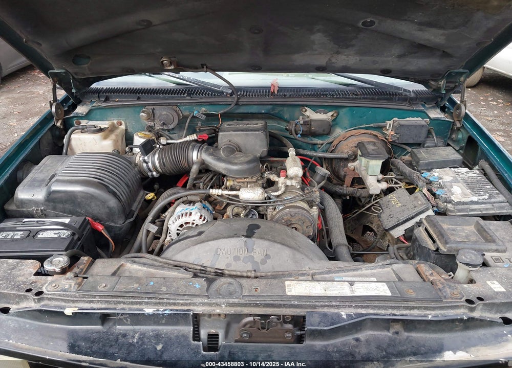 1996 CHEVROLET GMT-400 C1500 VIN: 1GCEC19R3TE260162