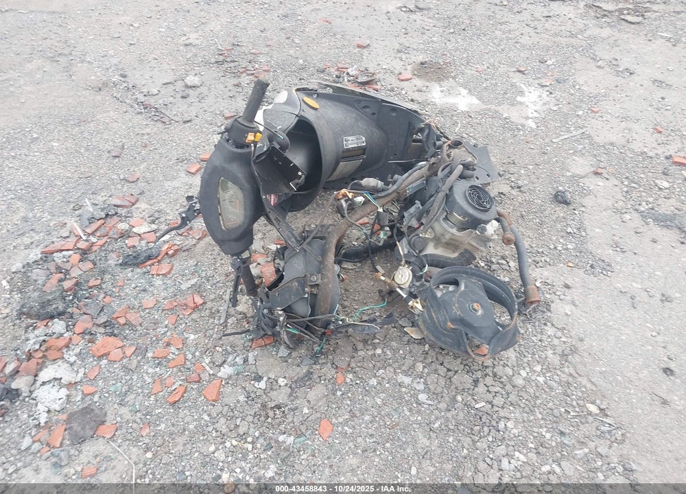 2022 MOPED SCOOTER VIN: LFETCAG03N1000293