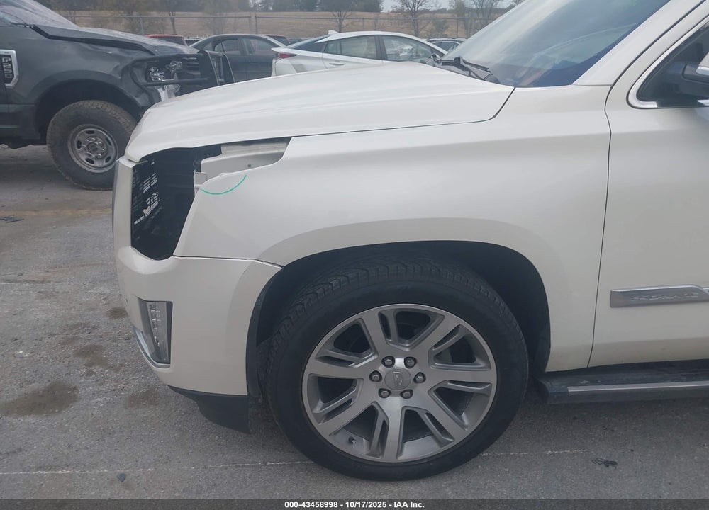 2015 CADILLAC ESCALADE PREMIUM VIN: 1GYS4NKJ3FR608111