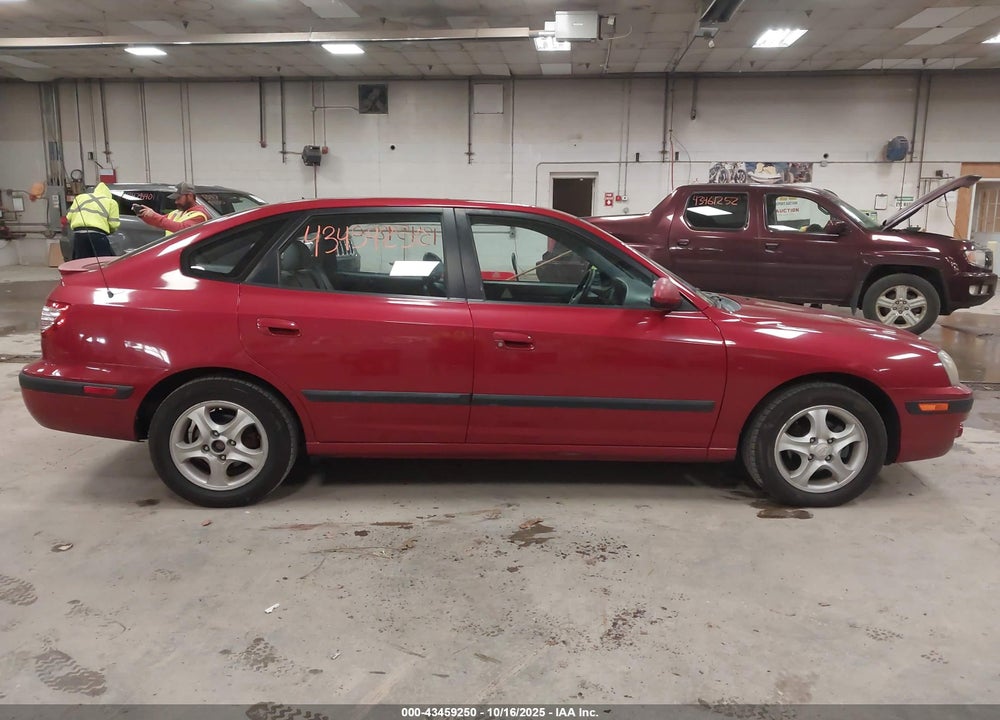 2004 HYUNDAI ELANTRA GT VIN: KMHDN56D34U102834