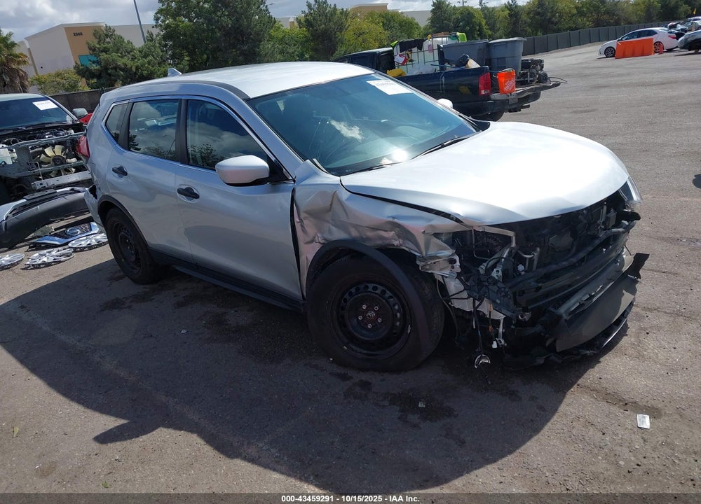 2018 NISSAN ROGUE S VIN: KNMAT2MT6JP540232
