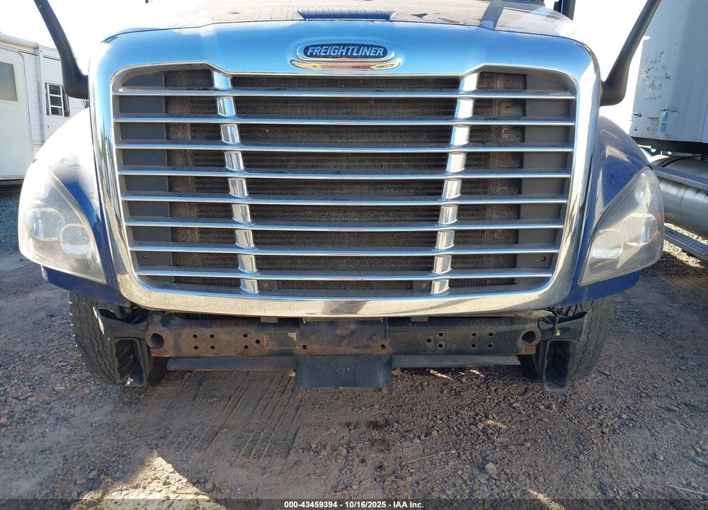 2018 FREIGHTLINER CASCADIA 125 VIN: 1FUJGLDR6JLJR2639