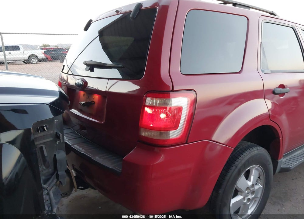 2010 FORD ESCAPE XLT VIN: 1FMCU0D71AKD45418