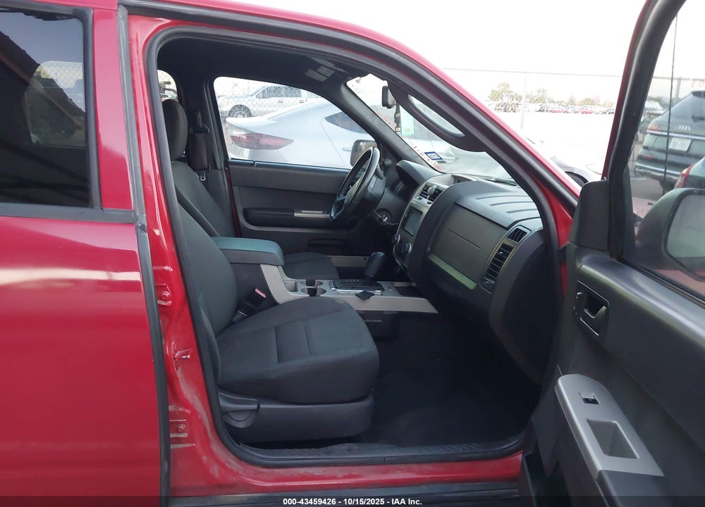 2010 FORD ESCAPE XLT VIN: 1FMCU0D71AKD45418