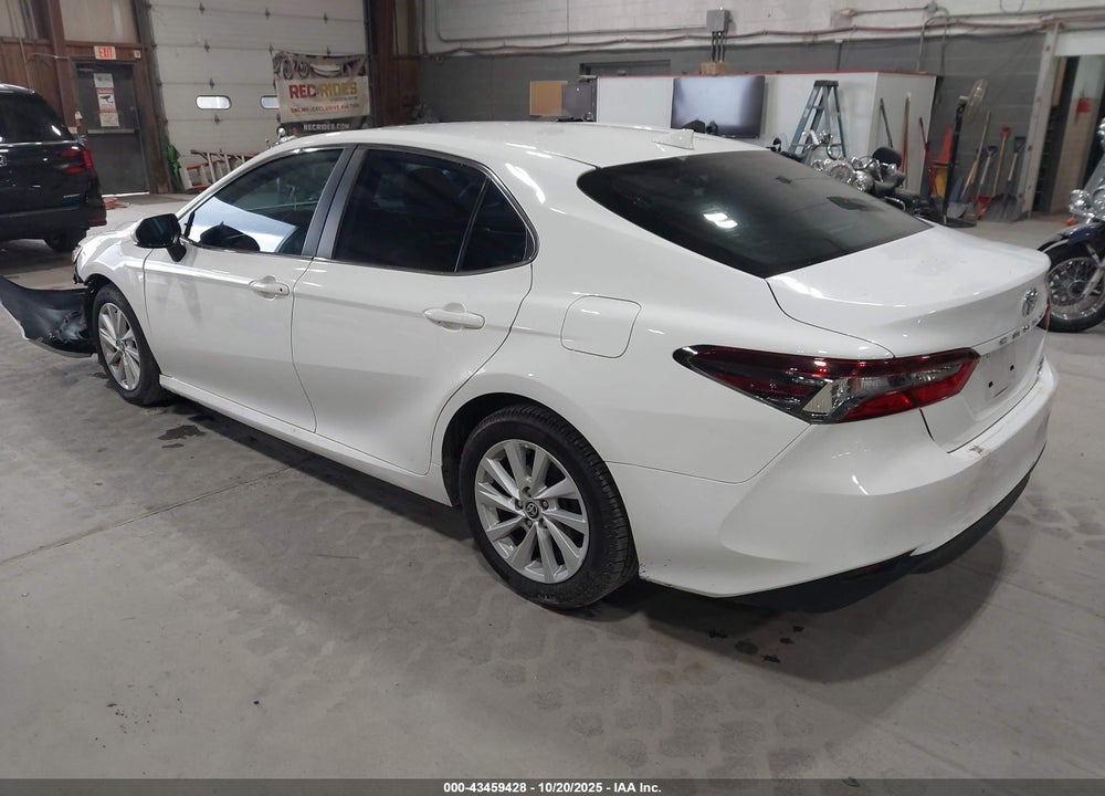 2022 TOYOTA CAMRY LE AWD VIN: 4T1C11BK8NU050915
