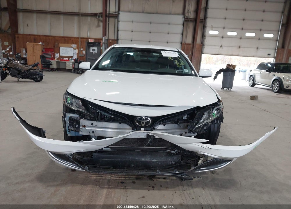 2022 TOYOTA CAMRY LE AWD VIN: 4T1C11BK8NU050915