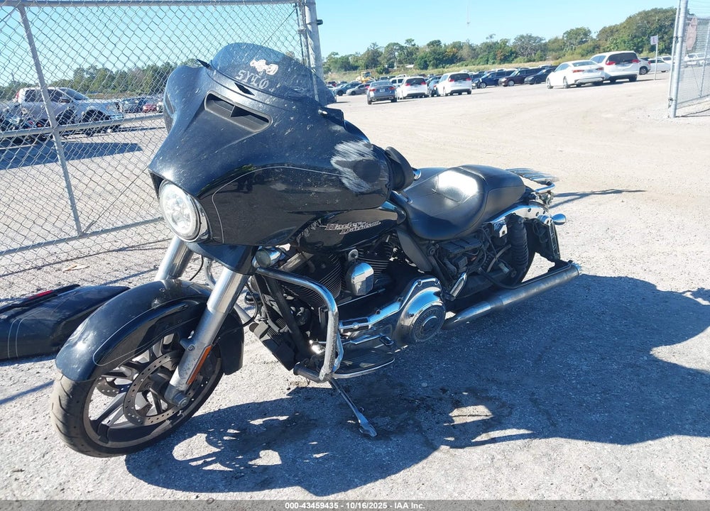 2016 HARLEY-DAVIDSON FLHXS STREET GLIDE SPECIAL VIN: 1HD1KRM10GB689122