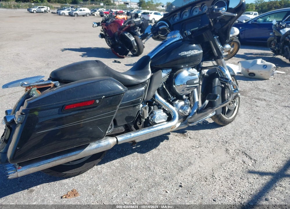 2016 HARLEY-DAVIDSON FLHXS STREET GLIDE SPECIAL VIN: 1HD1KRM10GB689122
