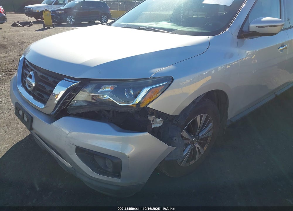 2018 NISSAN PATHFINDER S VIN: 5N1DR2MNXJC678338