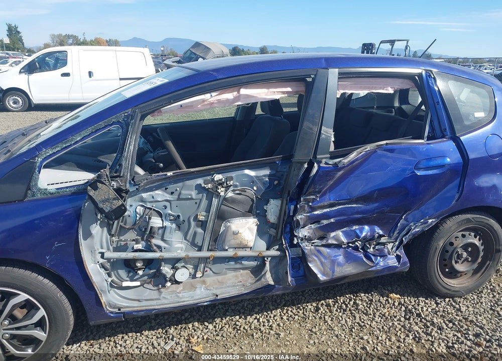 2009 HONDA FIT VIN: JHMGE88269S031533