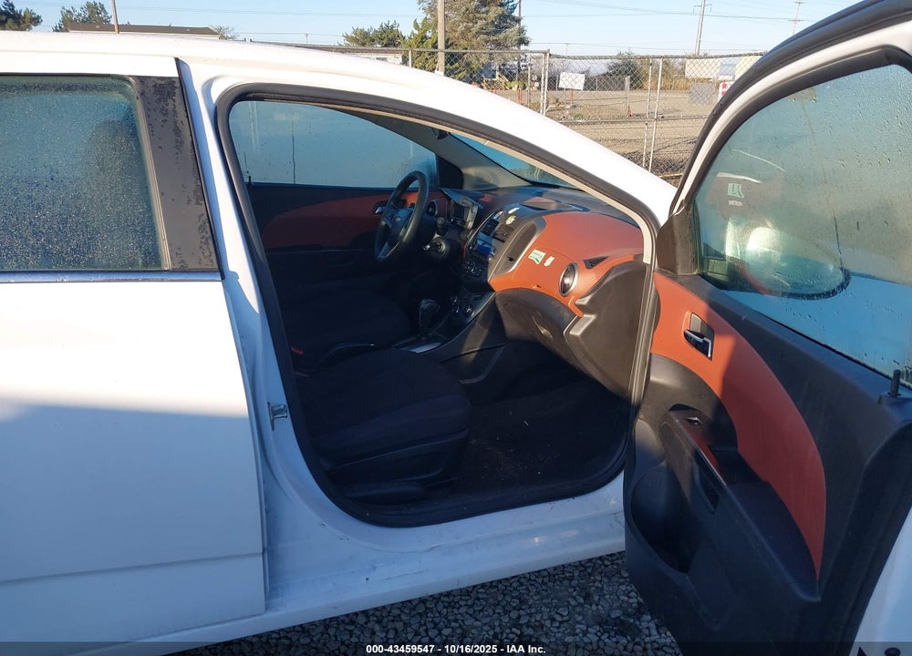 2014 CHEVROLET SONIC LT AUTO VIN: 1G1JC5SG7E4101774