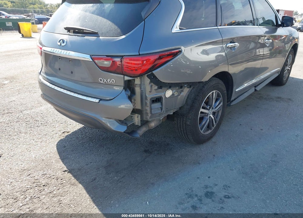 2017 INFINITI QX60 VIN: 5N1DL0MM2HC527761