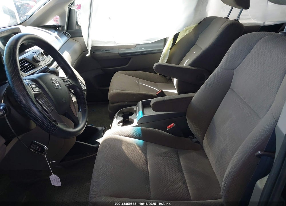 2017 HONDA ODYSSEY SE VIN: 5FNRL5H30HB006212