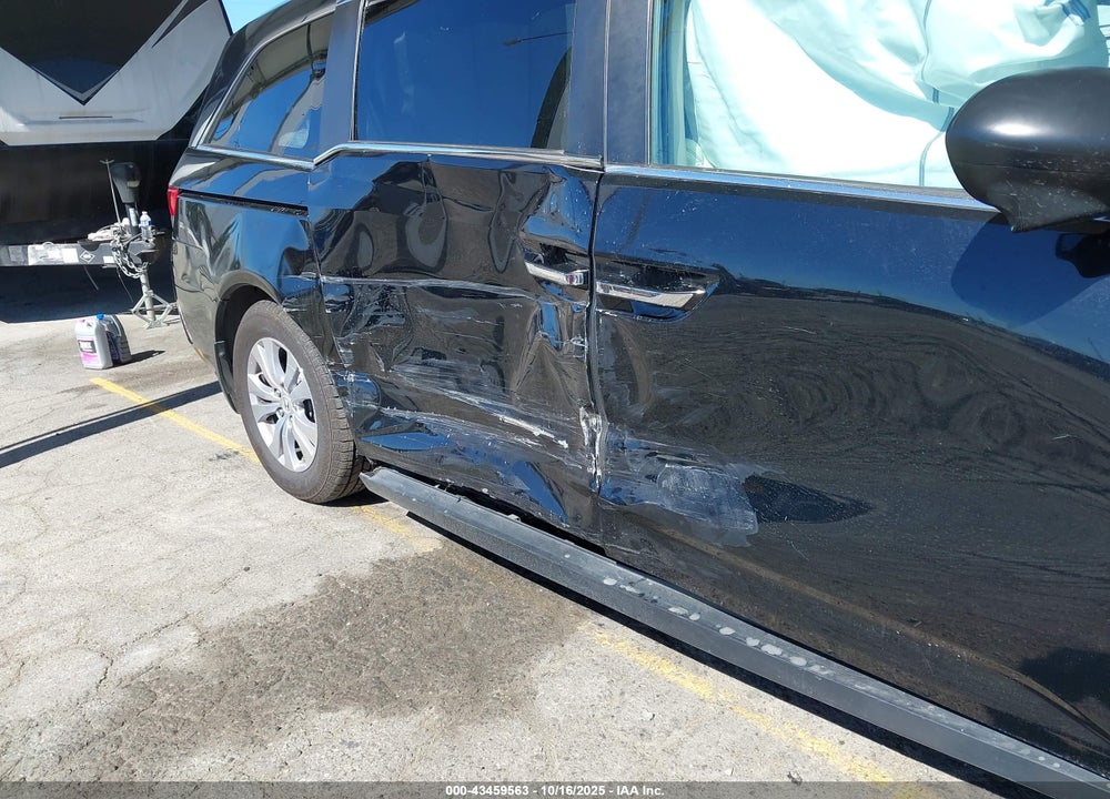 2017 HONDA ODYSSEY SE VIN: 5FNRL5H30HB006212