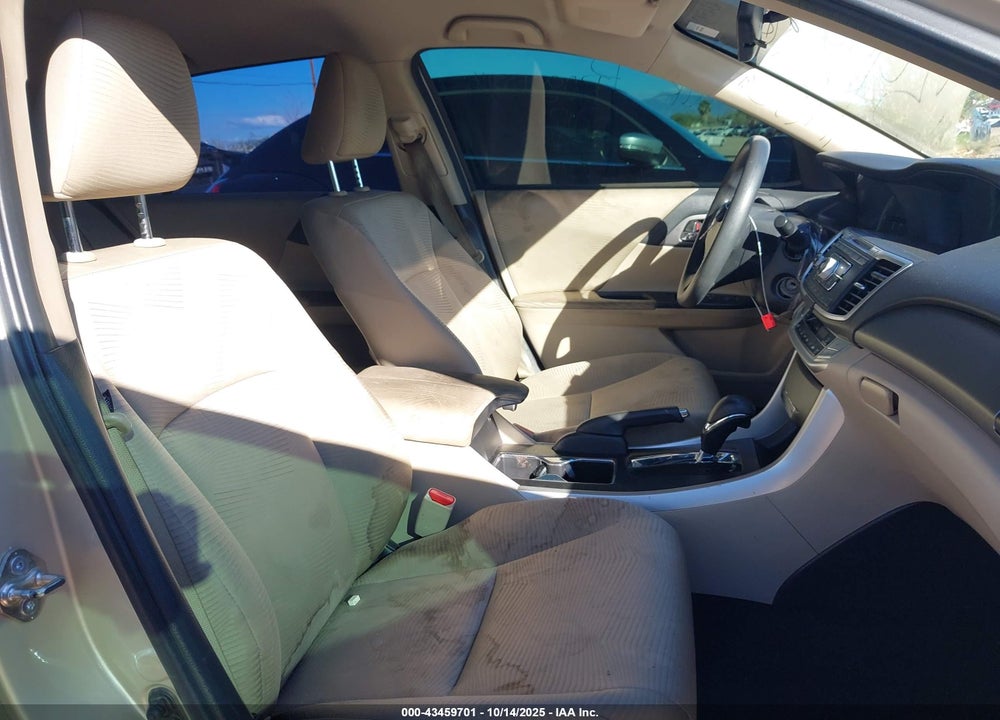2015 HONDA ACCORD LX VIN: 1HGCR2F38FA029914