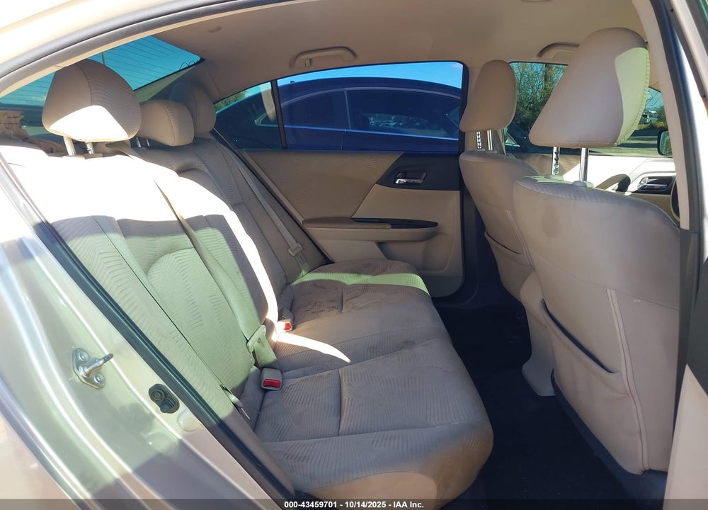 2015 HONDA ACCORD LX VIN: 1HGCR2F38FA029914