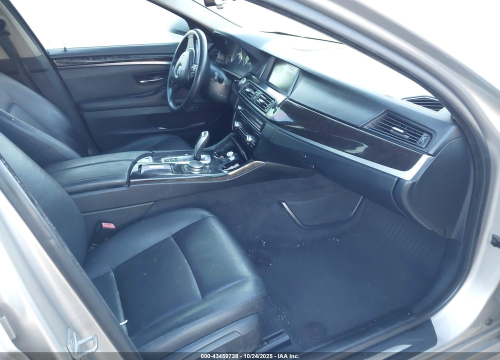 2015 BMW 528I VIN: WBA5A5C53FD524393