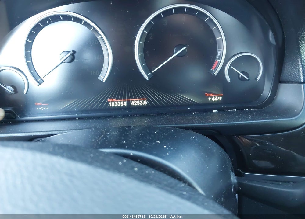 2015 BMW 528I VIN: WBA5A5C53FD524393