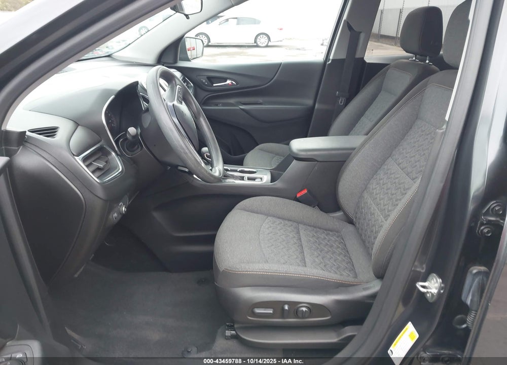2022 CHEVROLET EQUINOX FWD LT VIN: 2GNAXKEV1N6110514