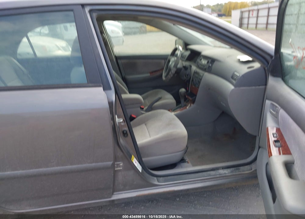 2007 TOYOTA COROLLA LE VIN: 1NXBR30EX7Z768384