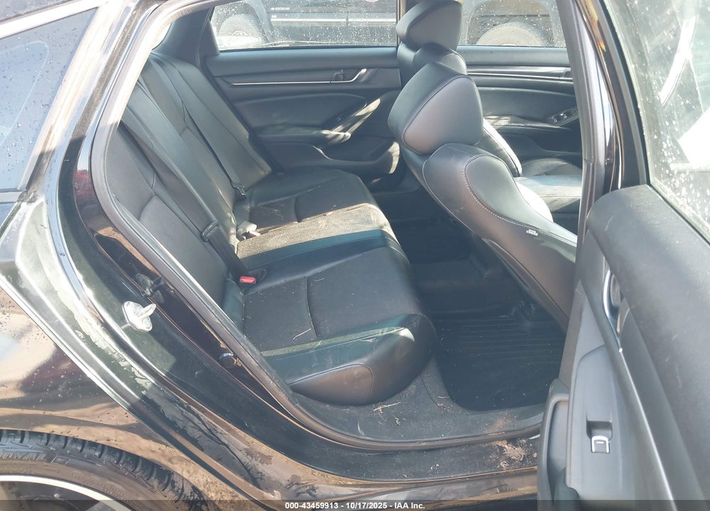 2018 HONDA ACCORD VIN: 1HGCV2F30JA029250