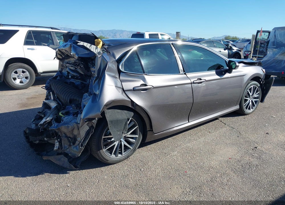 2024 TOYOTA CAMRY HYBRID XLE VIN: 4T1F31AK7RU626430