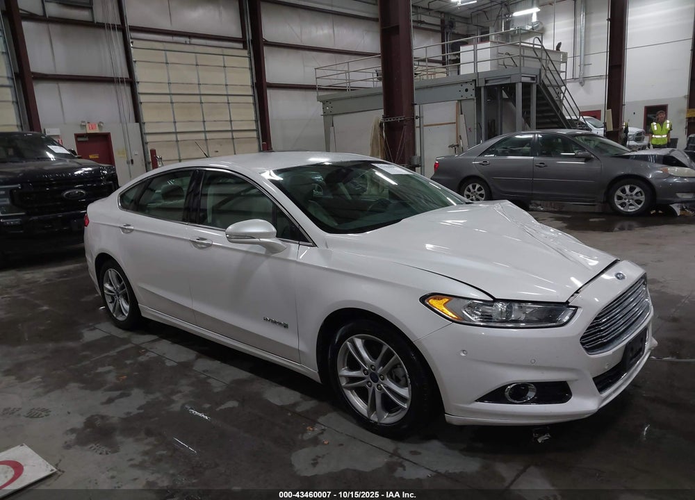2015 FORD FUSION HYBRID TITANIUM VIN: 3FA6P0RU8FR199227